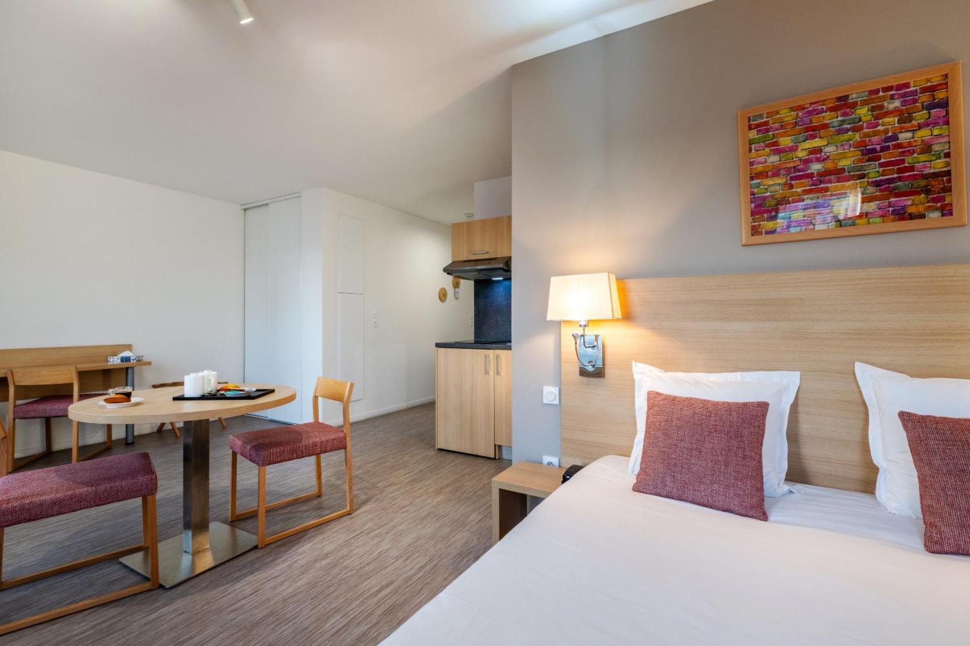 Appart Hotel Odalys City Nantes Cite Des Congres Bagian luar foto